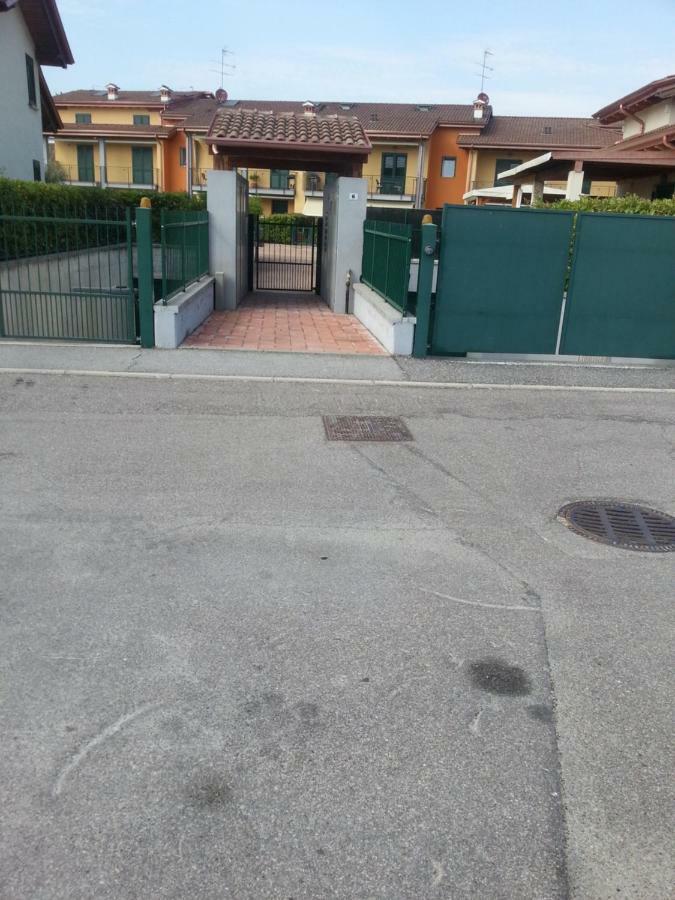 Peschiera Appartamenti Vacanze 페스키에라델가르다 외부 사진