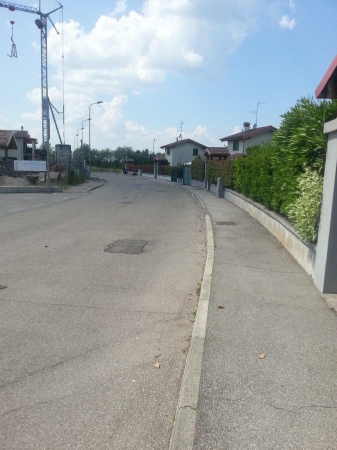 Peschiera Appartamenti Vacanze 페스키에라델가르다 외부 사진