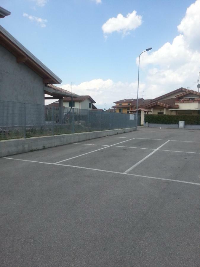 Peschiera Appartamenti Vacanze 페스키에라델가르다 외부 사진