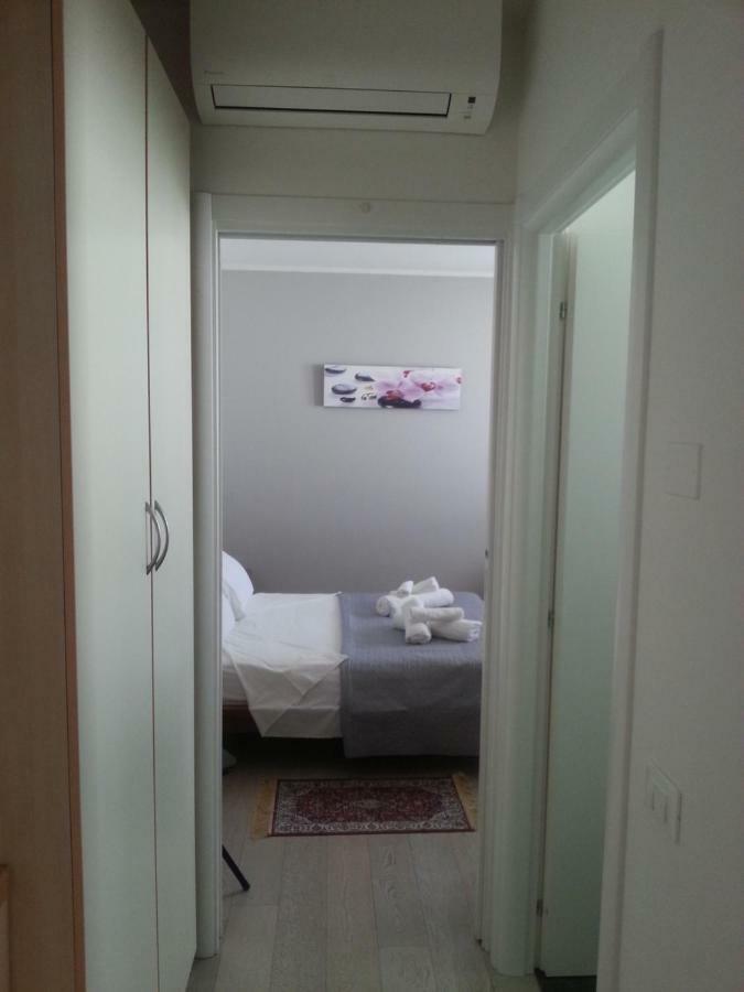 Peschiera Appartamenti Vacanze 페스키에라델가르다 외부 사진